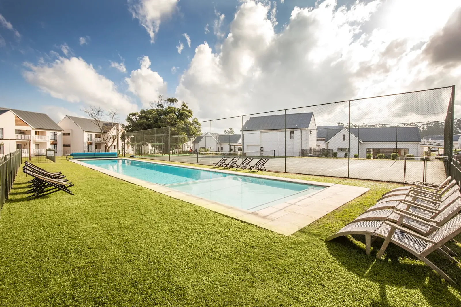 Estate swimming pool